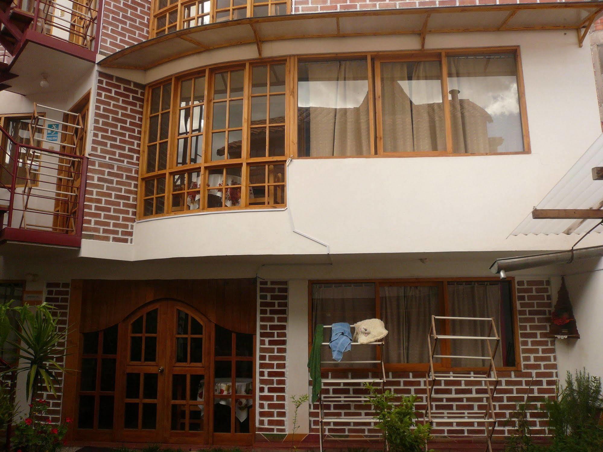 קוסקו Villa Betty B&B מראה חיצוני תמונה